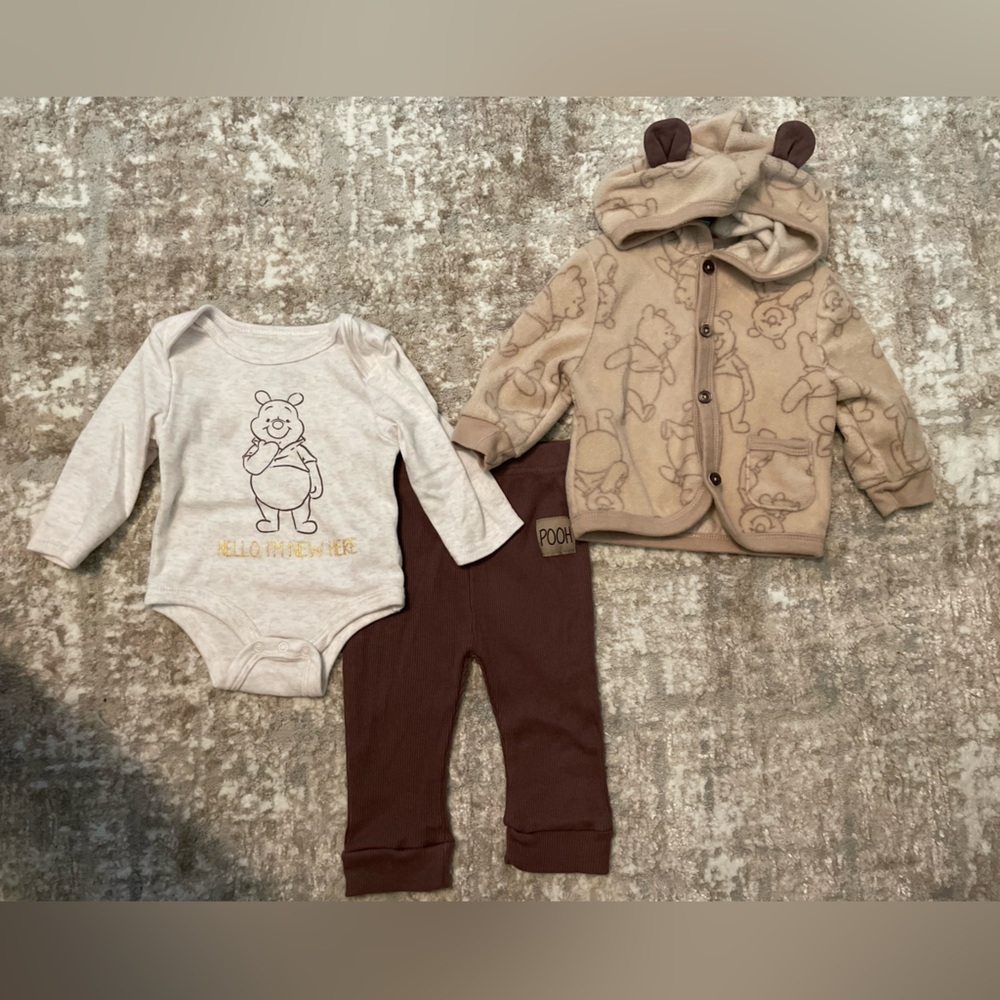 Disney Baby Winnie the Pooh 3 pc Cream and brown Matching Set size 6/9M